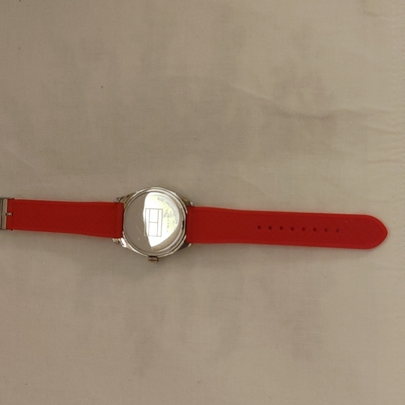Tommy Hilfiger Watch - Picture 7 of 8